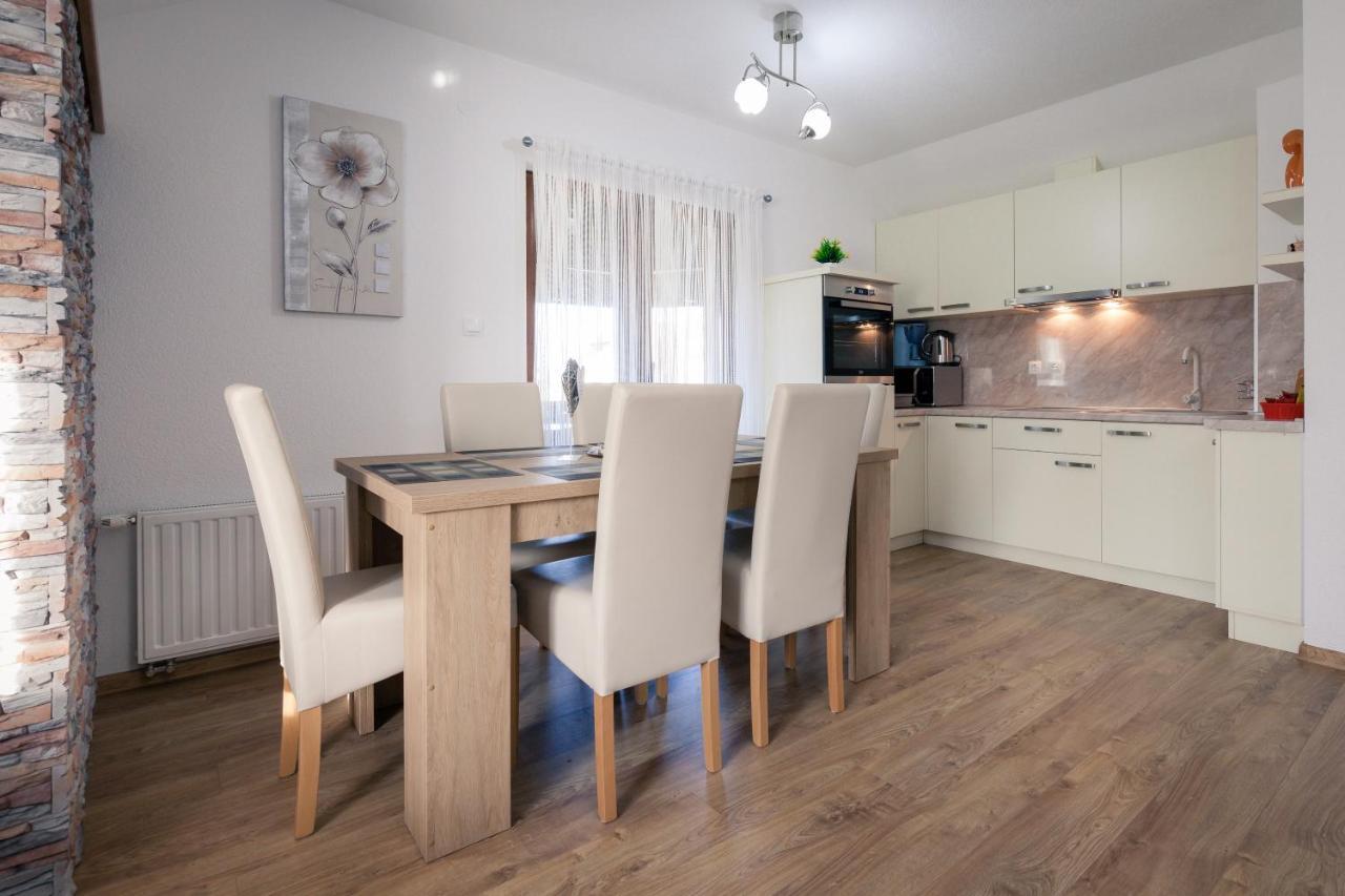Apartment Ivan & Iva Gornji Vaganac Ngoại thất bức ảnh