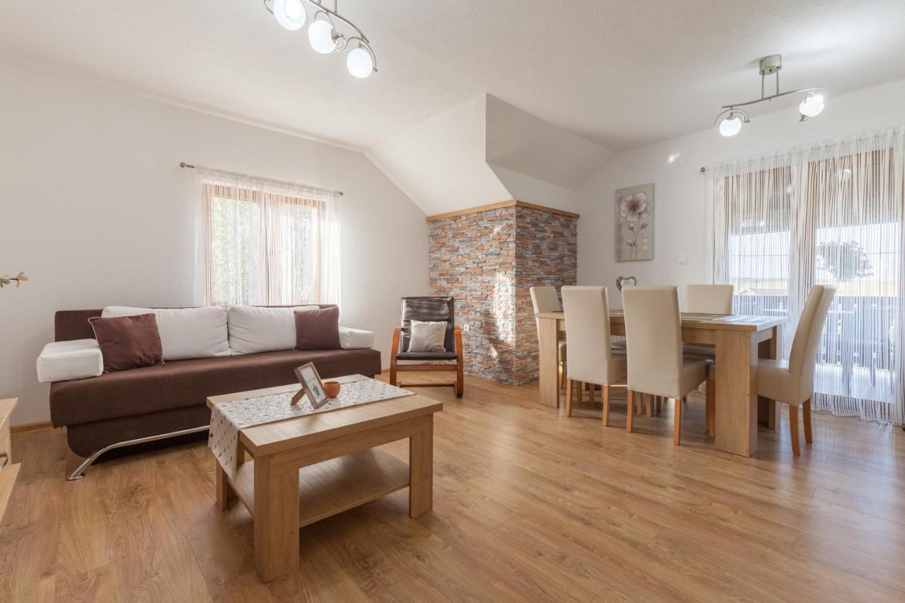 Apartment Ivan & Iva Gornji Vaganac Ngoại thất bức ảnh